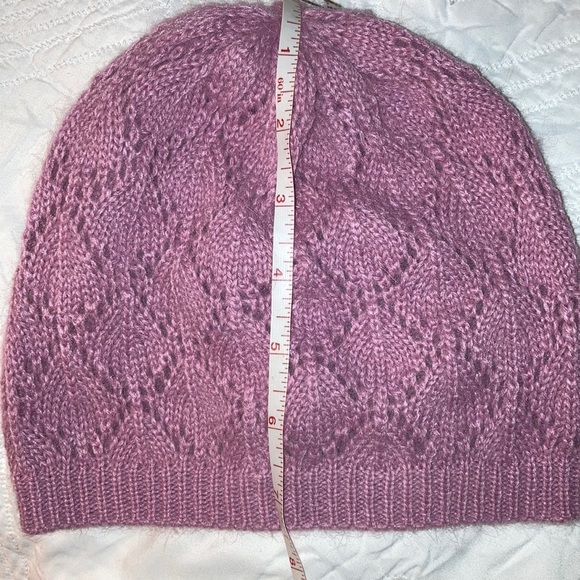 Beanie - Picture 4 of 4